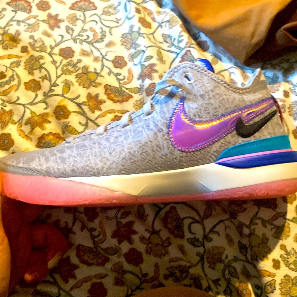 Zoom LeBron NXXT Gen brand new in box never worn